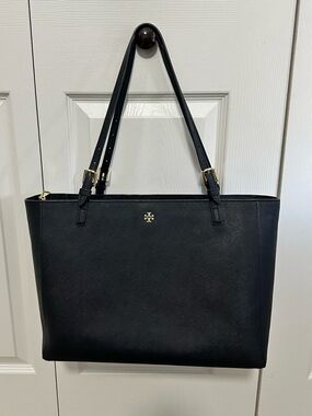 Tory Burch Emerson Buckle Tote Bag Saffiano Leather Size Large with Dustbag EUC
